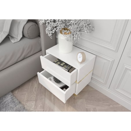 Biała Szafka Nocna Magica ze złotymi dodatkami / szer. 49 cm