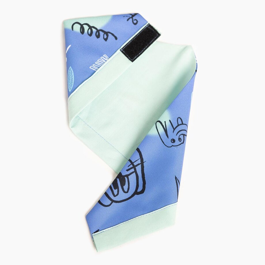 Bandanka "Spacer albo psikus" - Rozmiar: S, Rodzaj: Zapinana na szyi