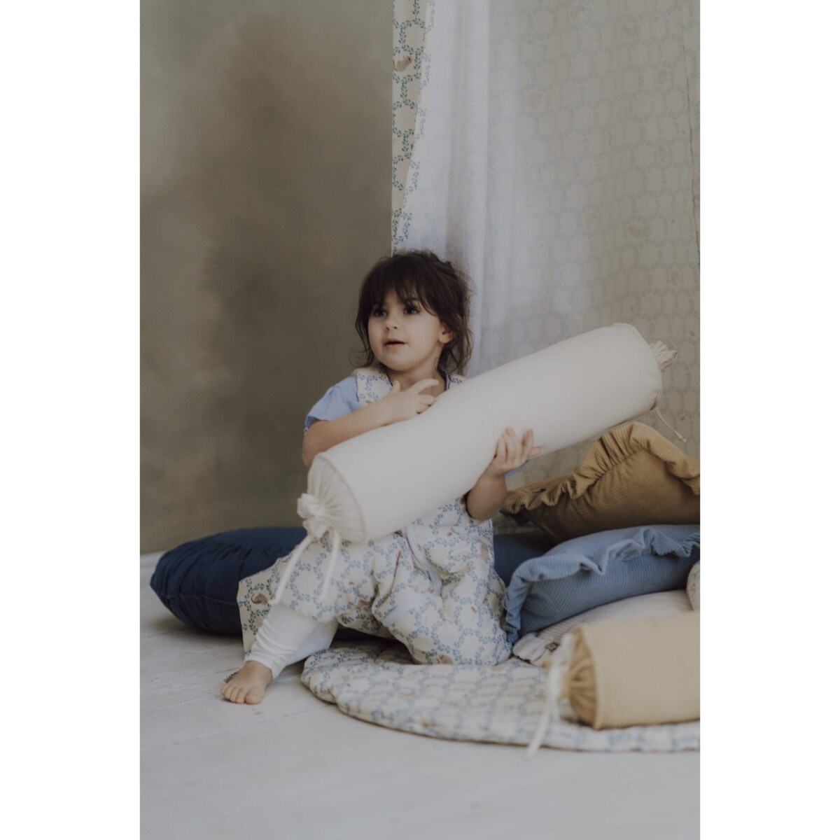 Poduszka dekoracyjna wałek sztruksowy natural