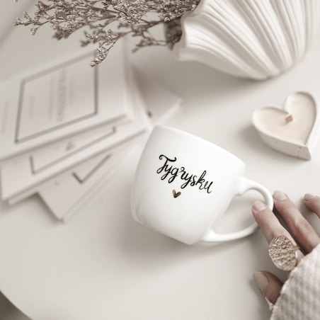 Biały Kubek Porcelanowy 300 ml - Napis Dzień Dobry Tygrysku ze Złotym Sercem dla Partnera na Rocznicę