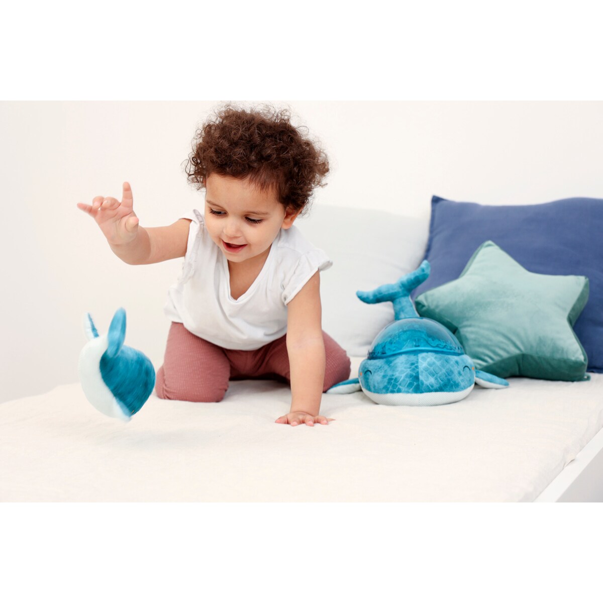 Projektor z grzechotką -Wieloryb niebieski - Cloud b® Tranquil Whale™ Blue Family