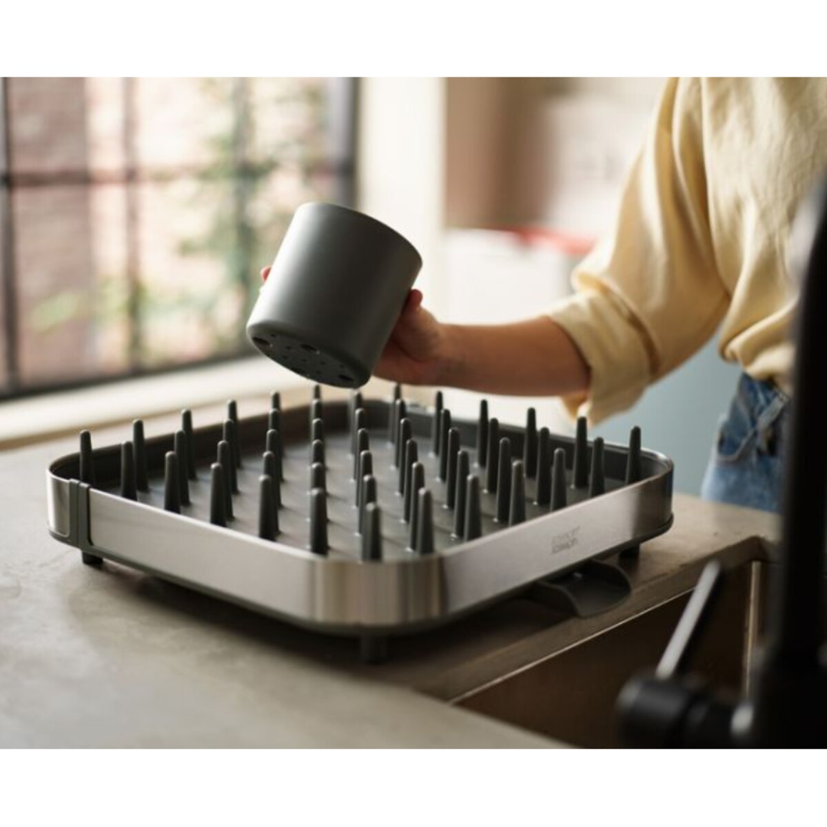 Rozsuwana suszarka do naczyń (stalowa) Extend Duo Joseph Joseph