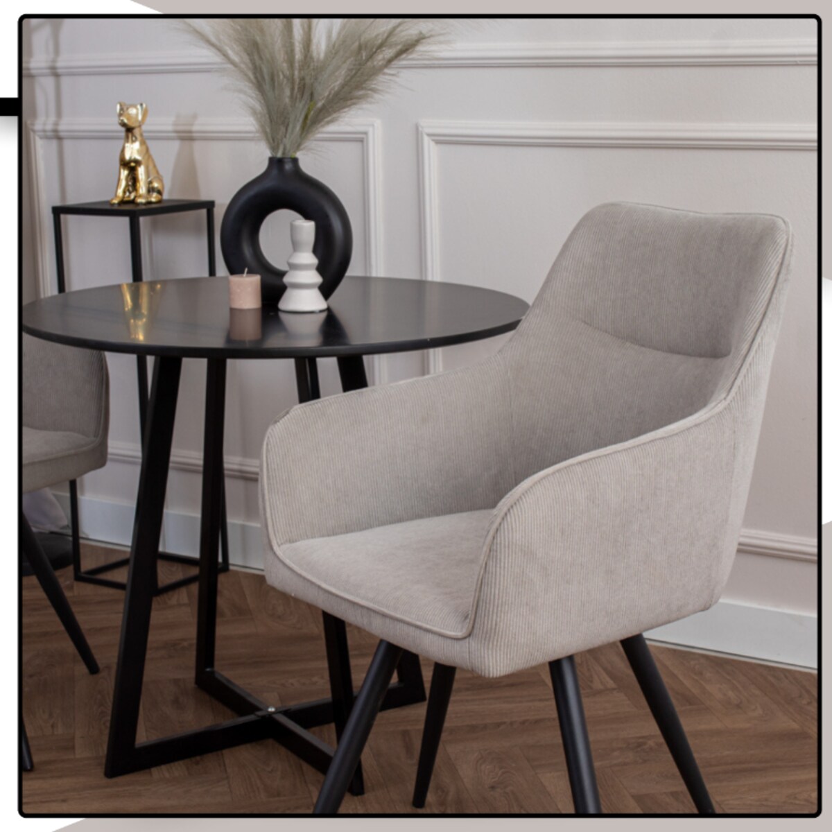 Krzesło obrotowe szare 360 stopni z czarnymi nogami sztruks