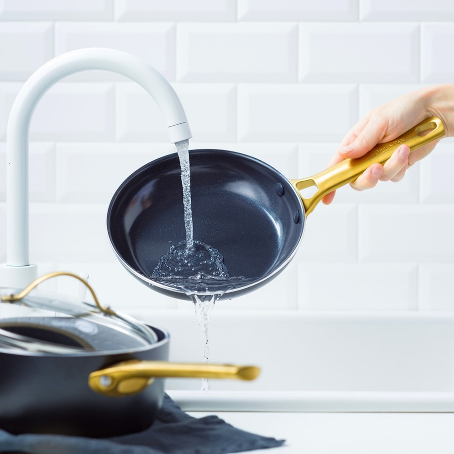 Zestaw garnków i patelni PADOVA Black 10 elementów GreenPan