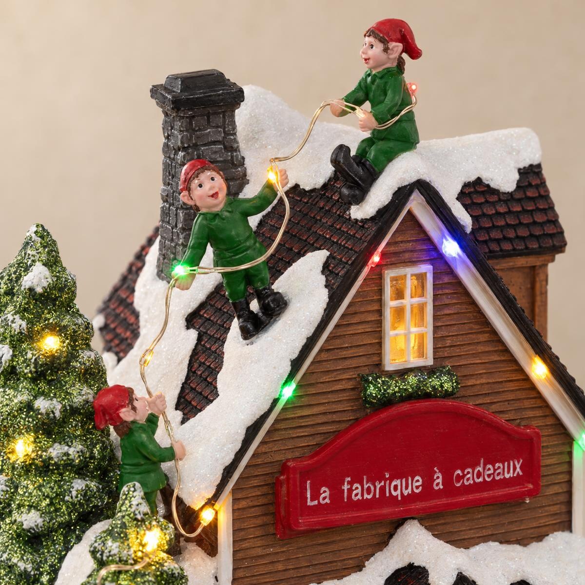 Fabryka prezentów, ruchoma dekoracja świąteczna z LED, 20 x 20 x 25,5 cm, tworzywo sztuczne