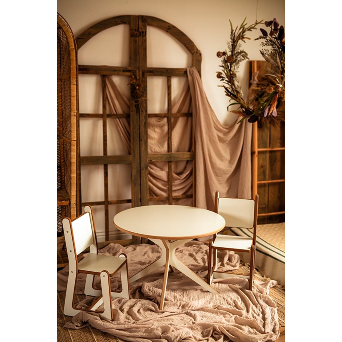 Zestaw Stolik i krzesełka dla dzieci dziecięce do pokoju dziecięcego PL CE