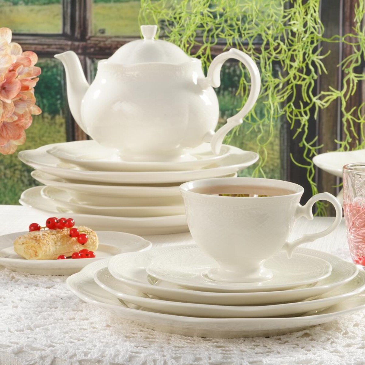 VILLA ITALIA Talerzyk deserowy 18 cm NIOBE