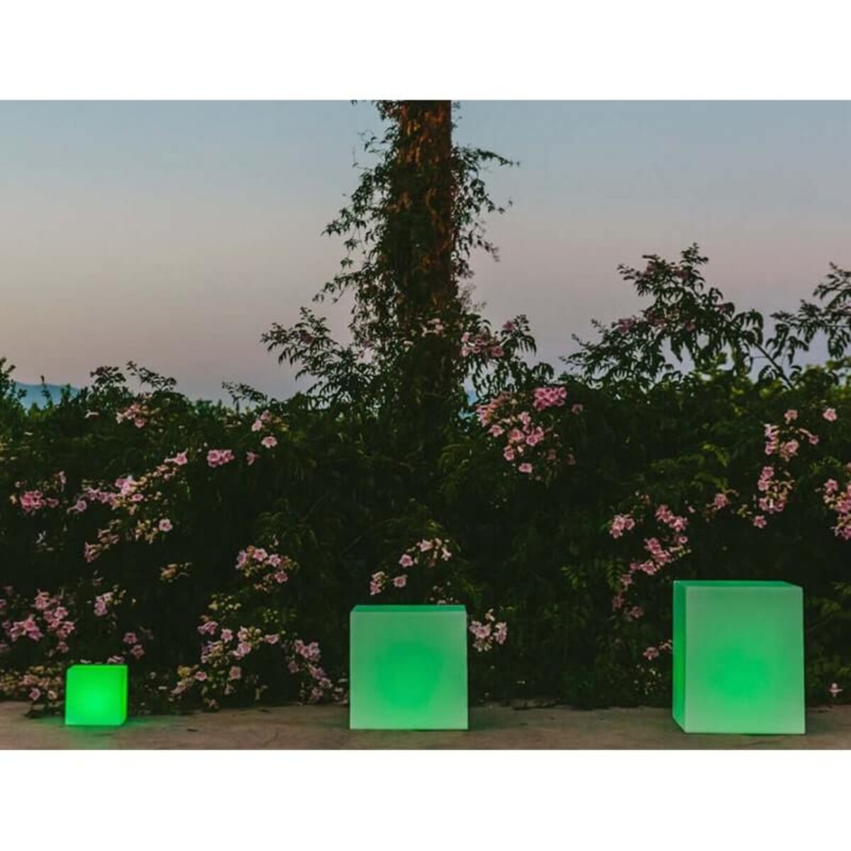 Ściemniana lampa ogrodowa Cuby LUMCB045SSNW King Home LED 1W 3000-6500K kostka IP65 biała