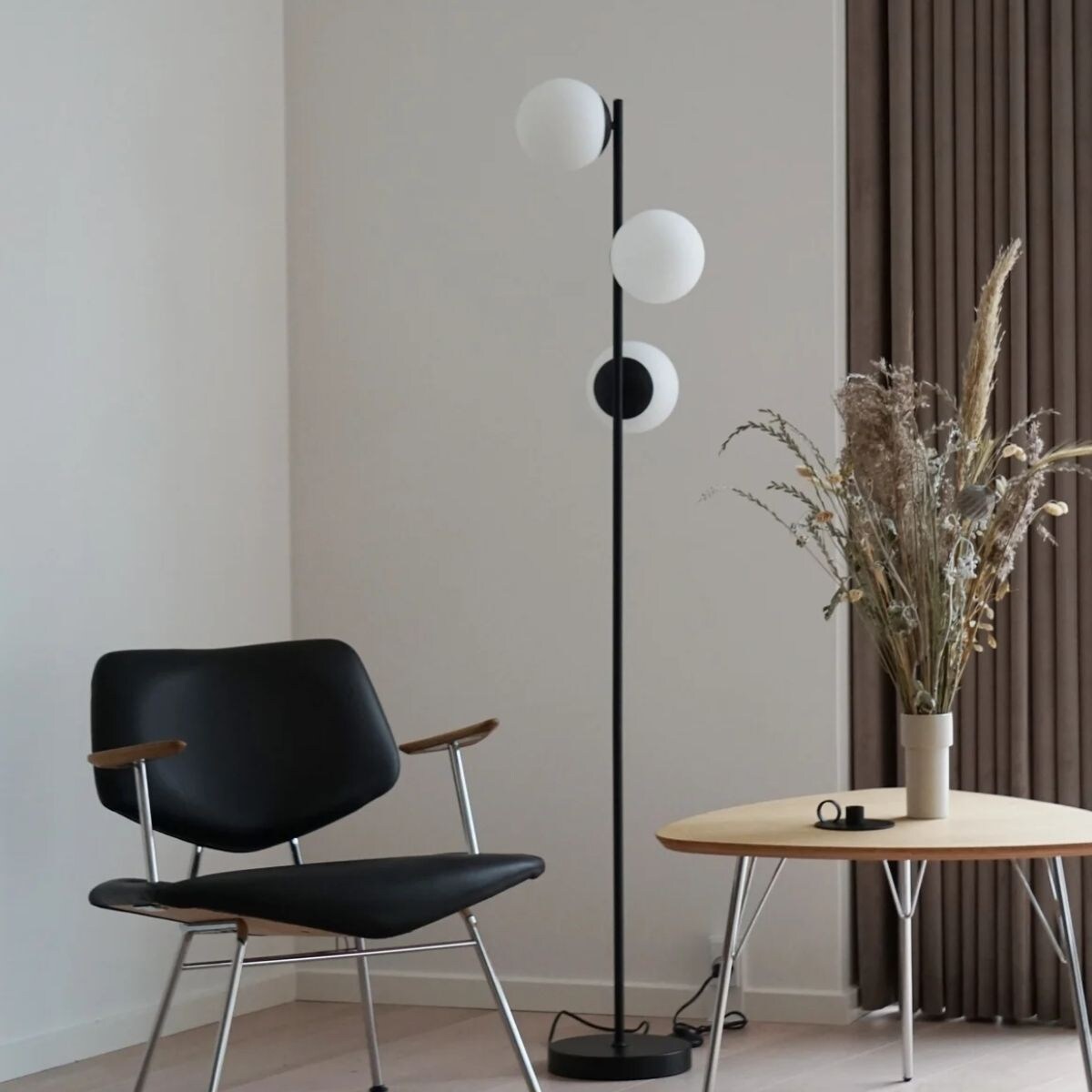 Lampa podłogowa Lilly 48613003 Nordlux kule balls białe czarne