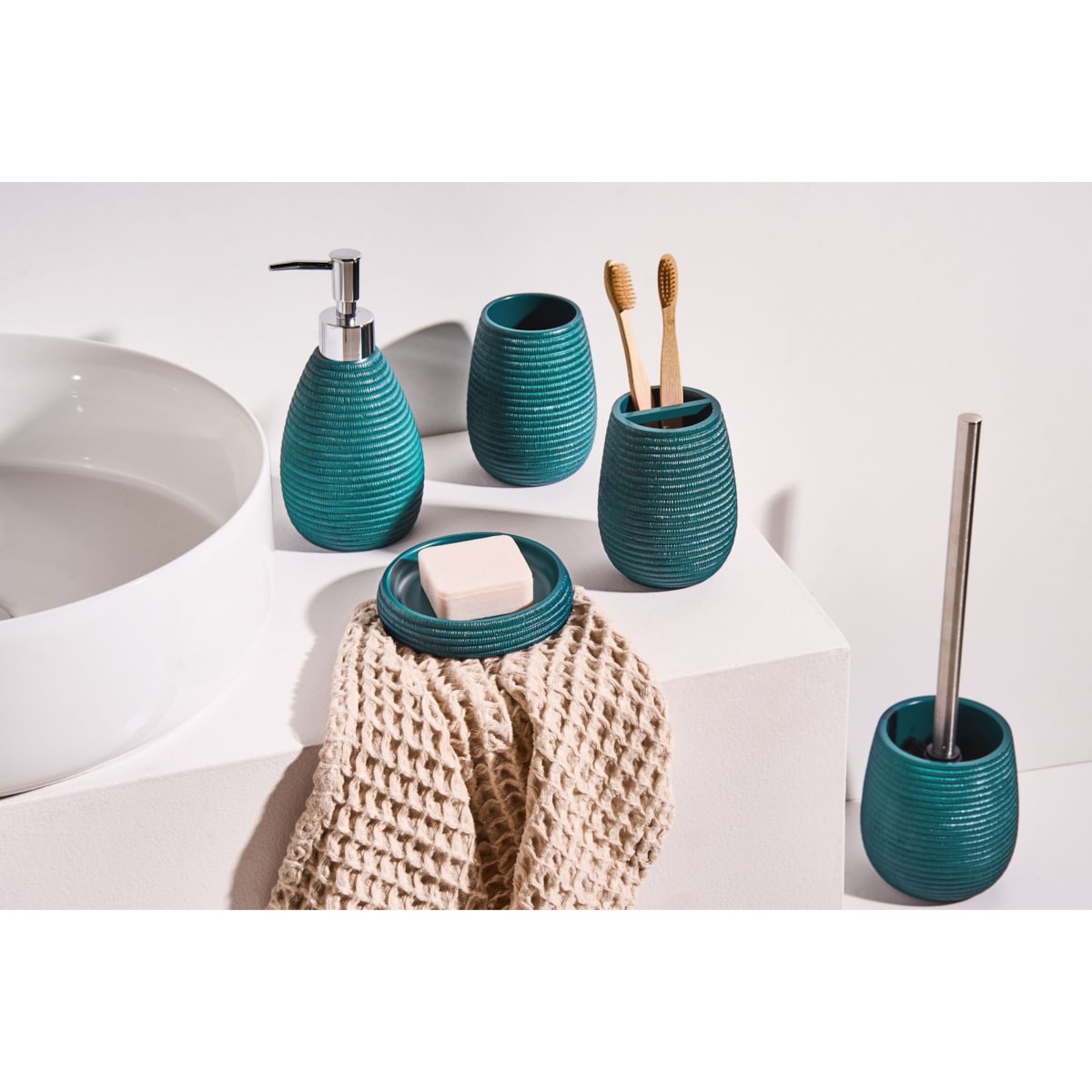 Zestaw akcesoriów łazienkowych 5 elementów QUILCA Lazurowy