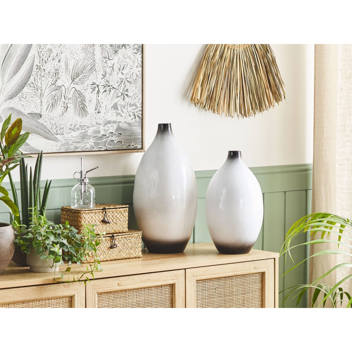 Wazon dekoracyjny z terakoty 46 cm biały BAEZA