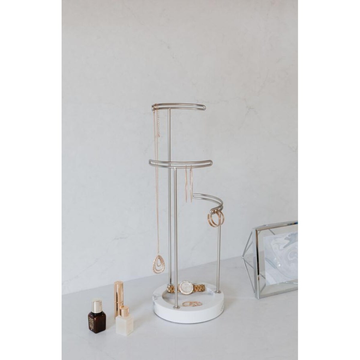 Stojak na biżuterię Tesora, 14.7 x 41.3 cm, Umbra