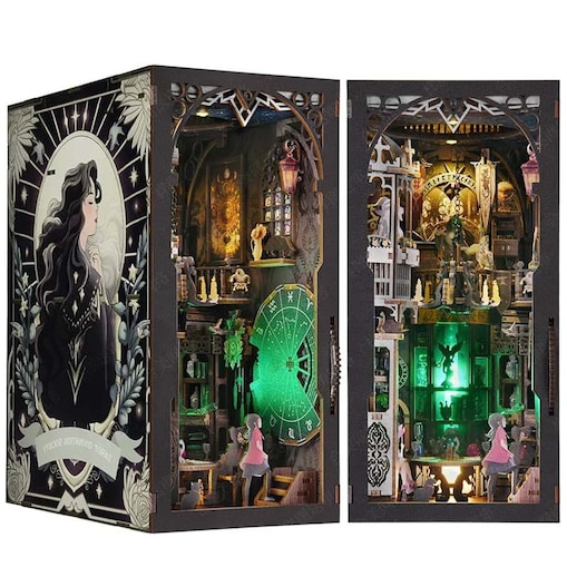 Miniaturowy domek Book Nook - Karty tarota