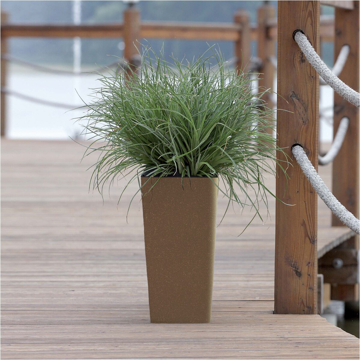 Donica Doniczka Ogrodowa 19,5 Cm Na Taras Do Ogrodu Domu Eco Wood Brązowa