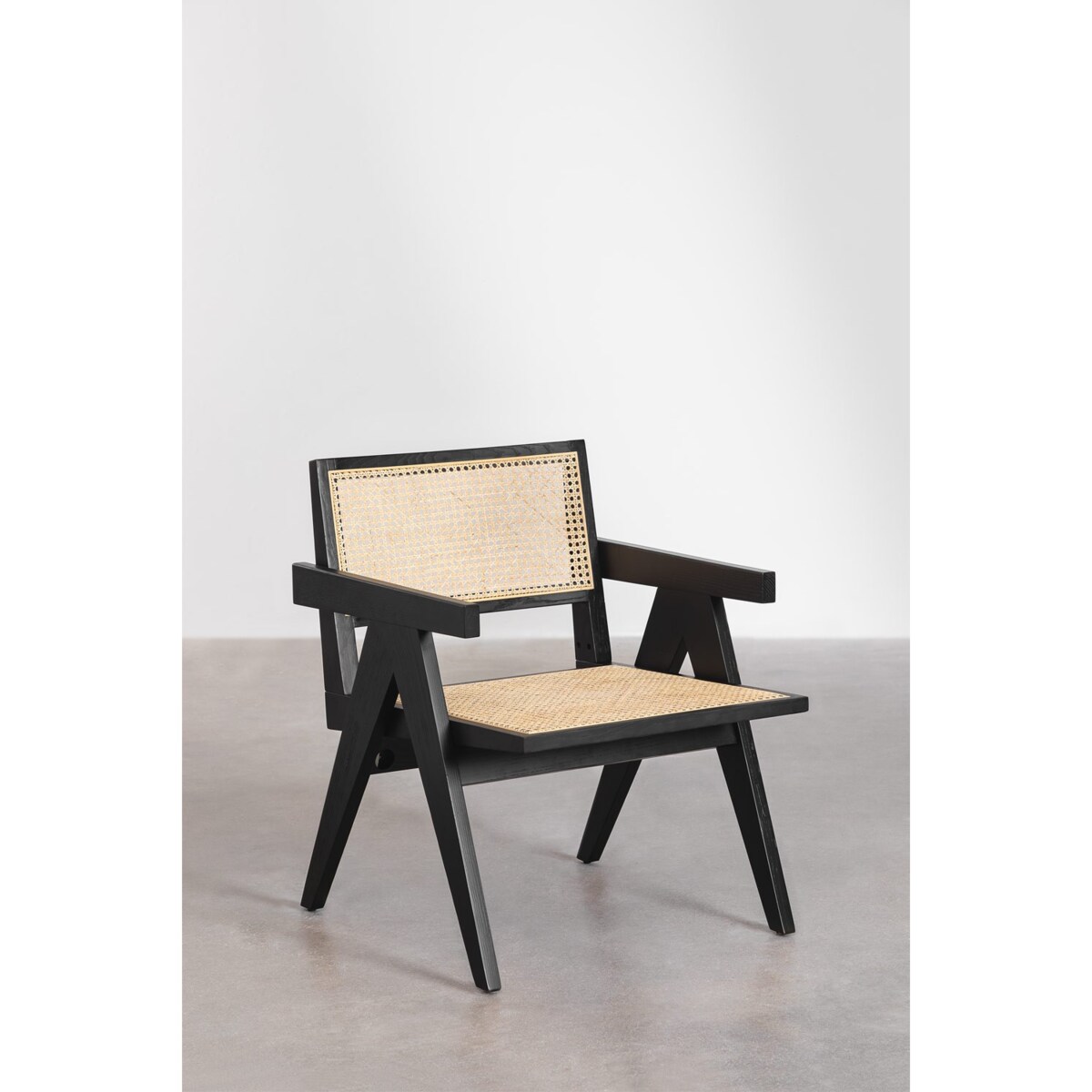 Fotel drewniany z plecionką wiedeńską Kiemer czarny
