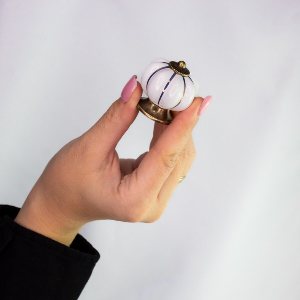 Gałka meblowa retro cermiczna uchwyt do mebli klasyczny złoty porcelanowy