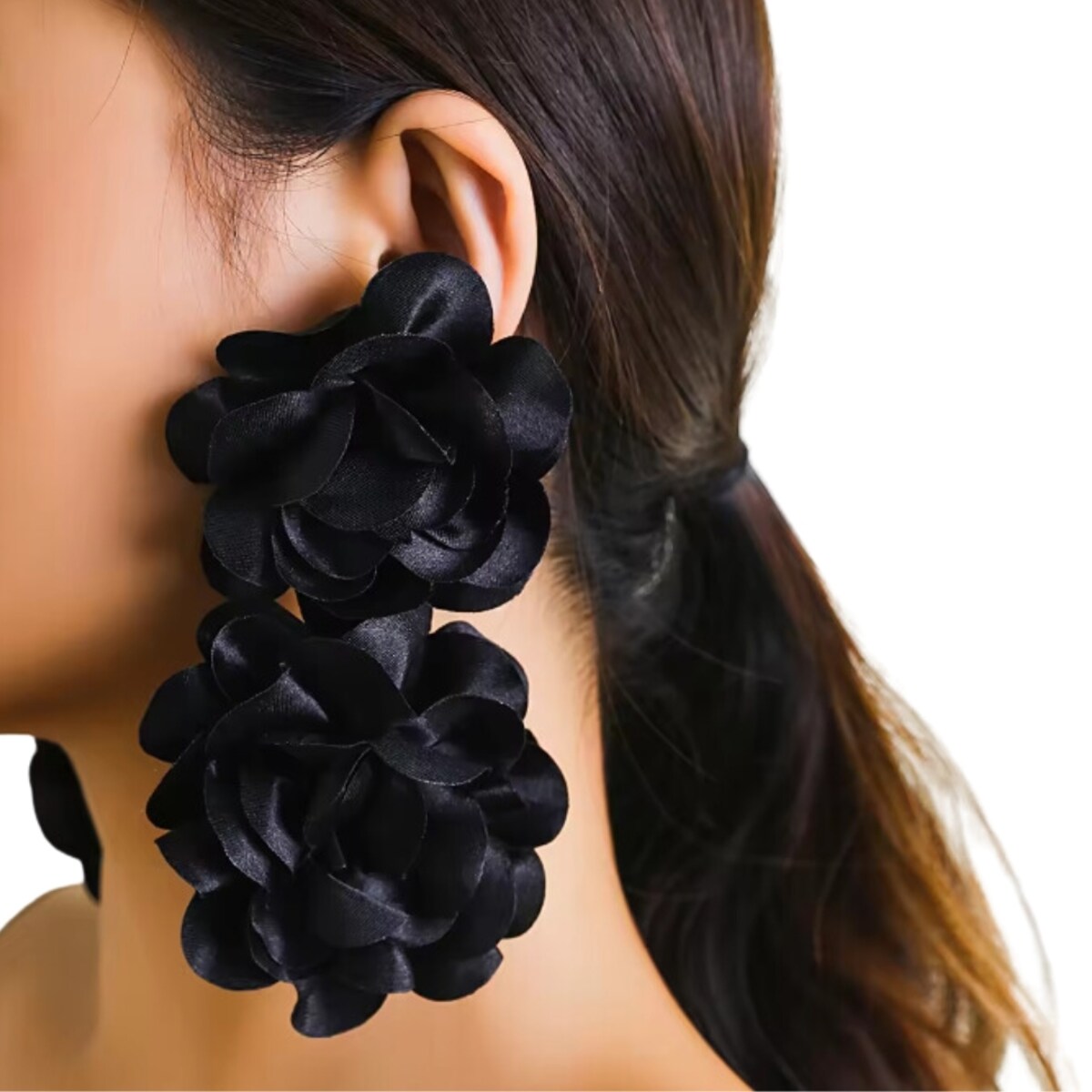 Kolczyki czarne podwójne kwiaty satynowe