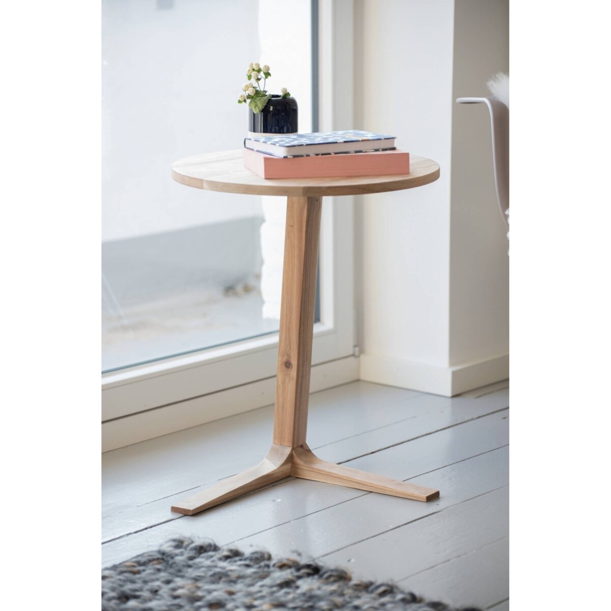 Boczny stolik kawowy ACINA, drewno akacjowe, WENKO