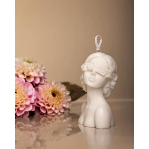 Świeca sojowa Celia – artystyczna rzeźba z naturalnego wosku, idealna jako elegancki prezent dla kobiety