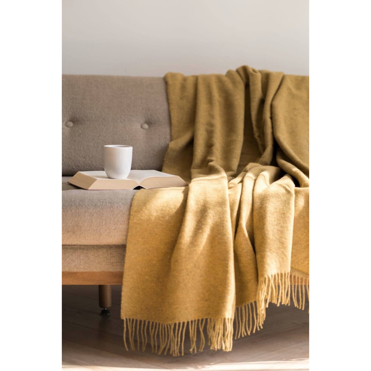 Koc z wełny merino mustard