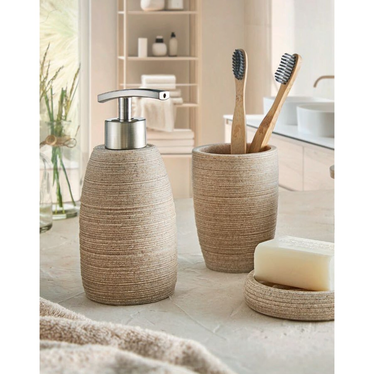 Kleine Wolke Sand Dozownik do mydła kompozyt ceramiczny Eco Care beż macadamia