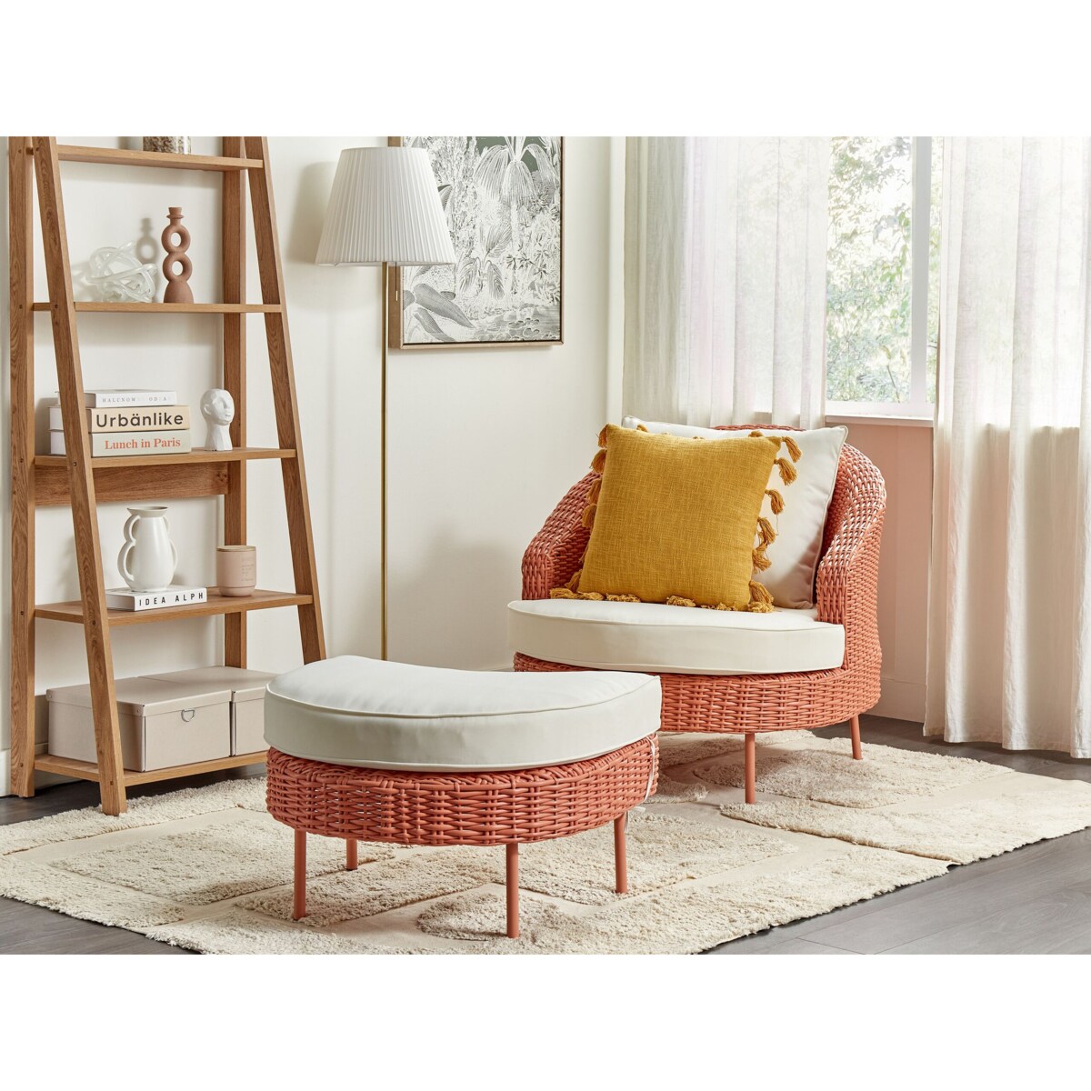 Fotel ogrodowy z technorattanu z podnóżkiem różowy ARCILLE