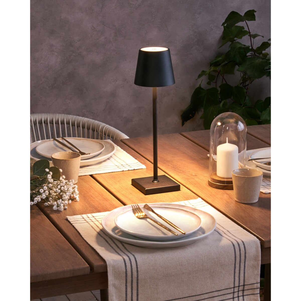 Bezprzewodowa lampa stołowa metalowa czarna BACEIRO