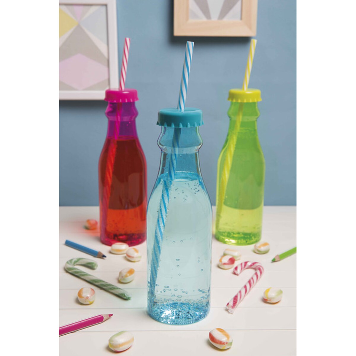 Butelka ze słomką czerwona SODA, 700 ml, Zak! Designs