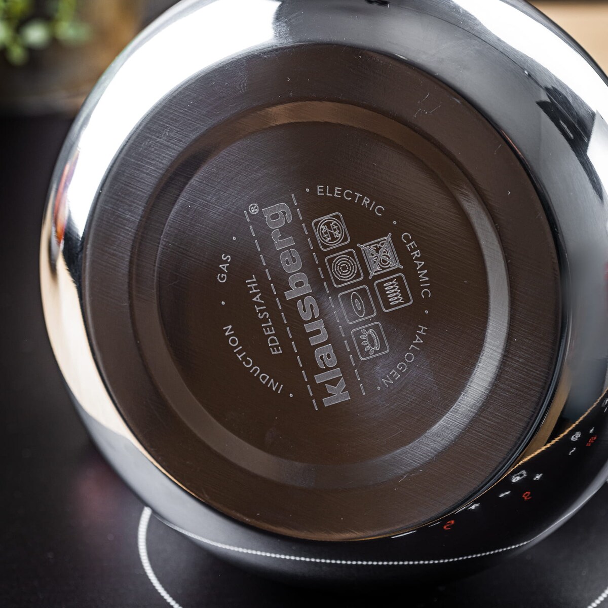 Czajnik stalowy na gaz 2.8L indukcja tradycyjny srebrny błyszczący KLAUSBERG