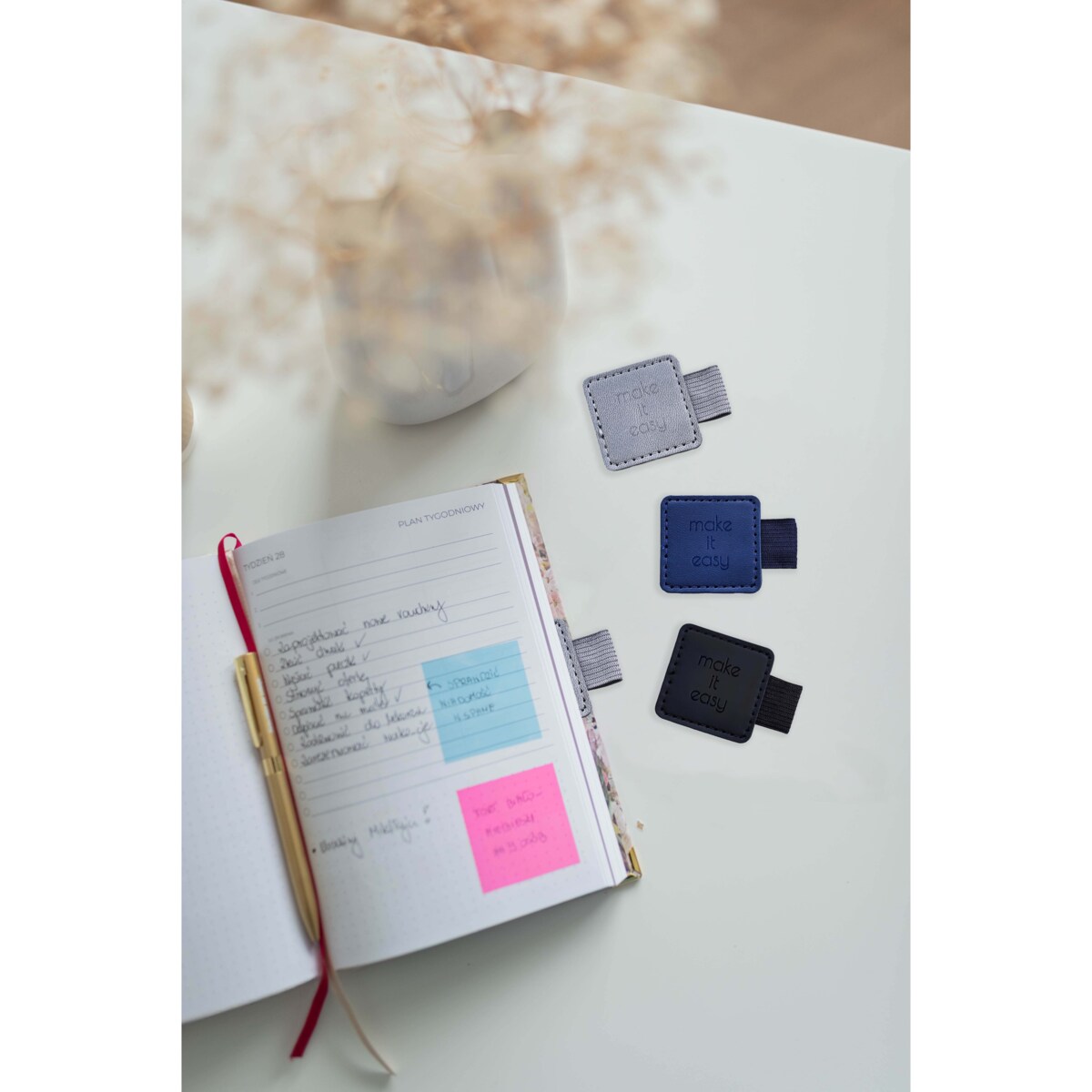 UCHWYT WKLEJANY NA DŁUGOPIS – BLACK