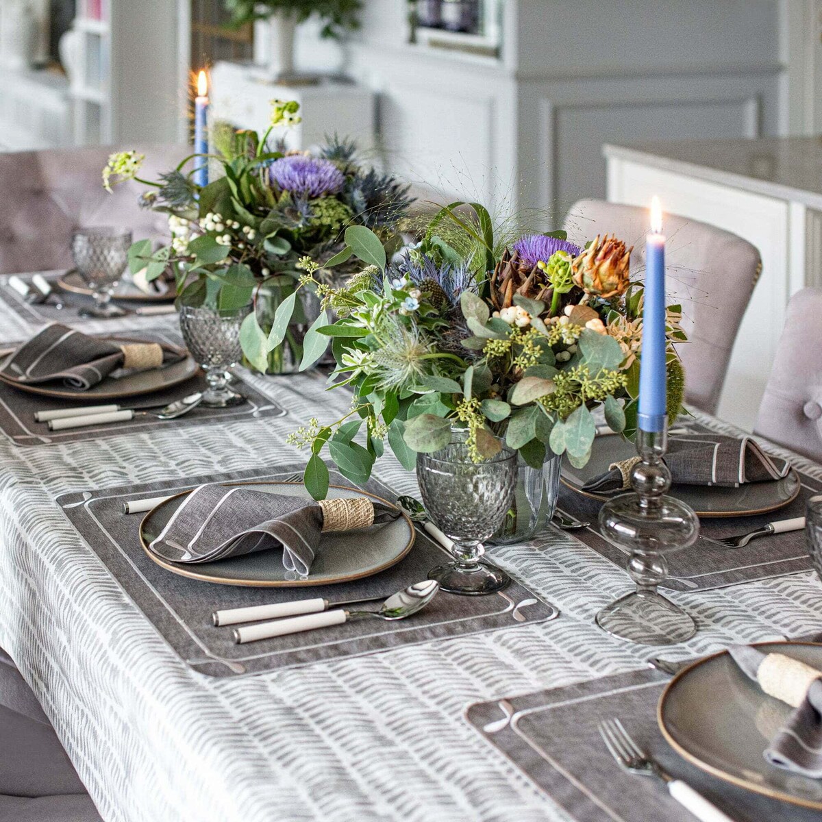 Obrus Dragonfly - 130 cm x 300 cm