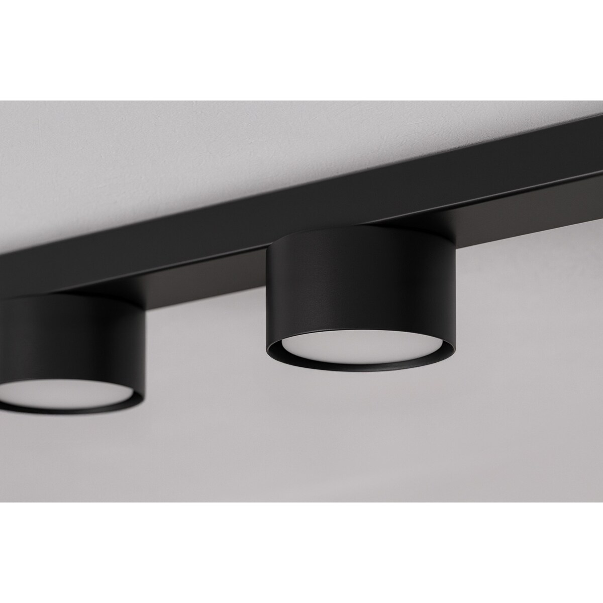 Lampa sufitowa K-5531 z serii CRUZ