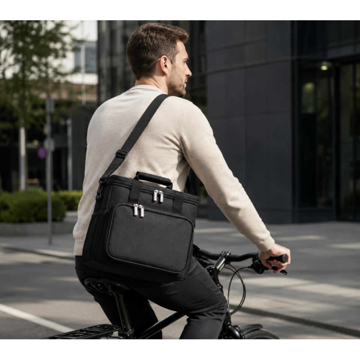 Torba termiczna do przenoszenia żywności LUNCH BOX 15l + 2 wkłady chłodzące KP06CZ