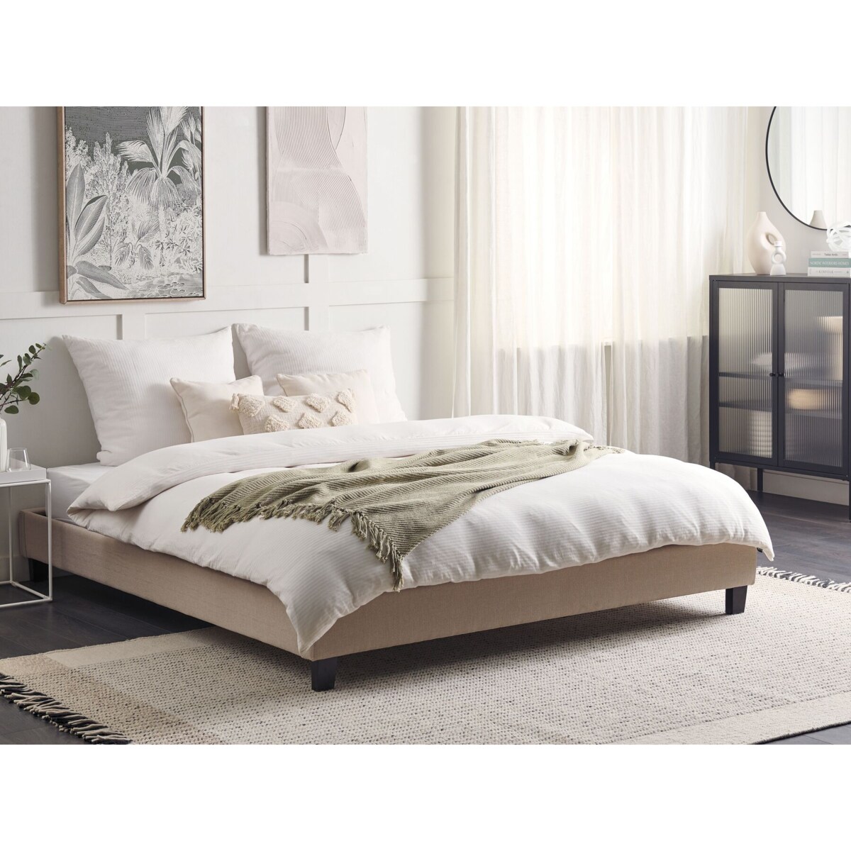 Łóżko tapicerowane bez zagłówka 180 x 200 cm beżowe ROANNE