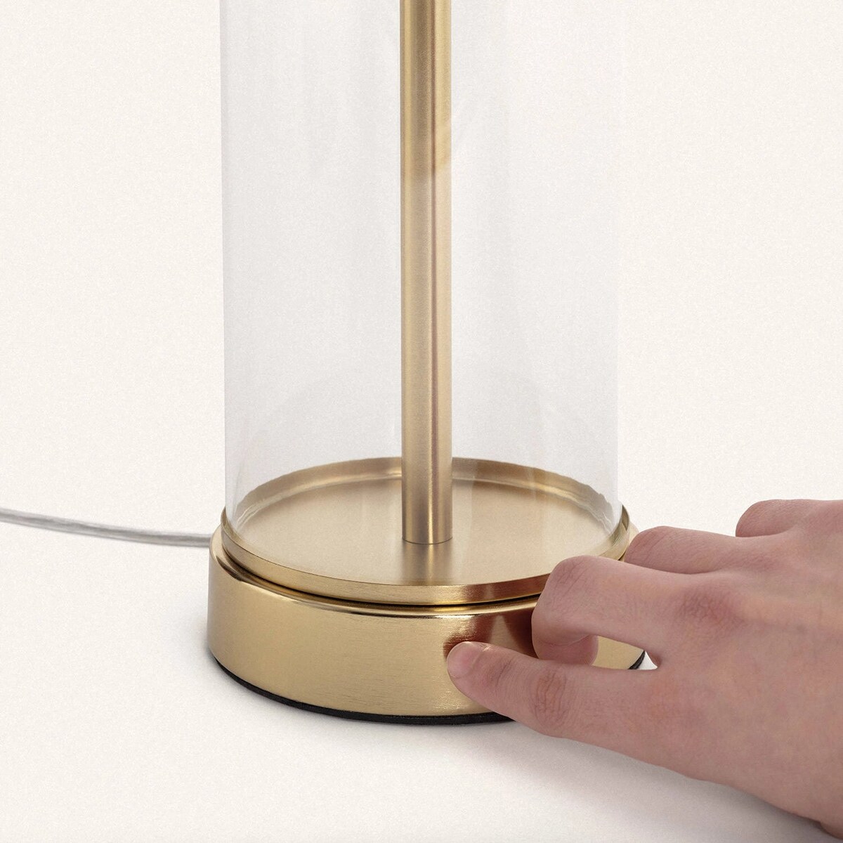 Lampa stołowa z metalu i szkła z włącznikiem dotykowym