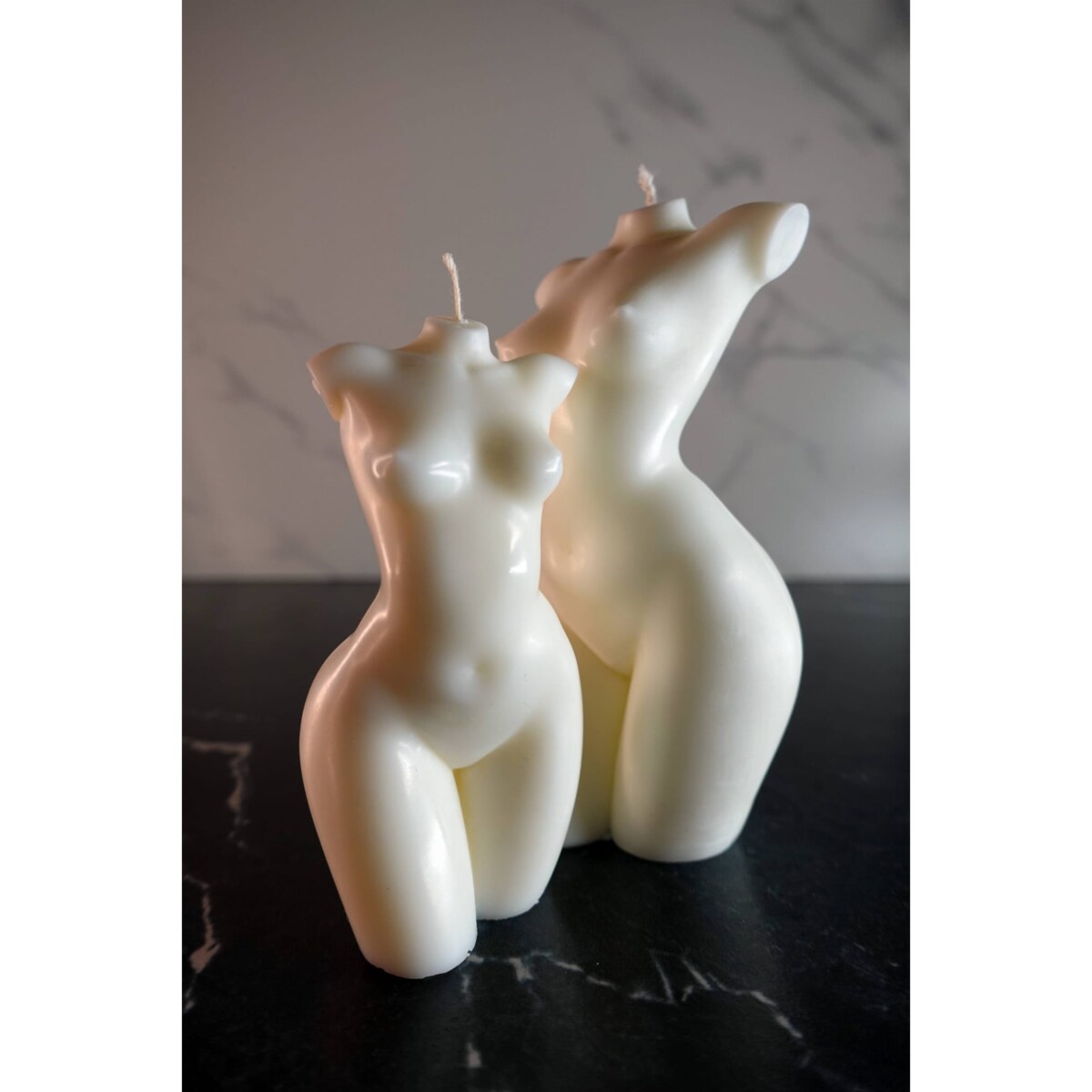 Świeca sojowa ciało kobiety Female II L, 140 g, INSPIRA