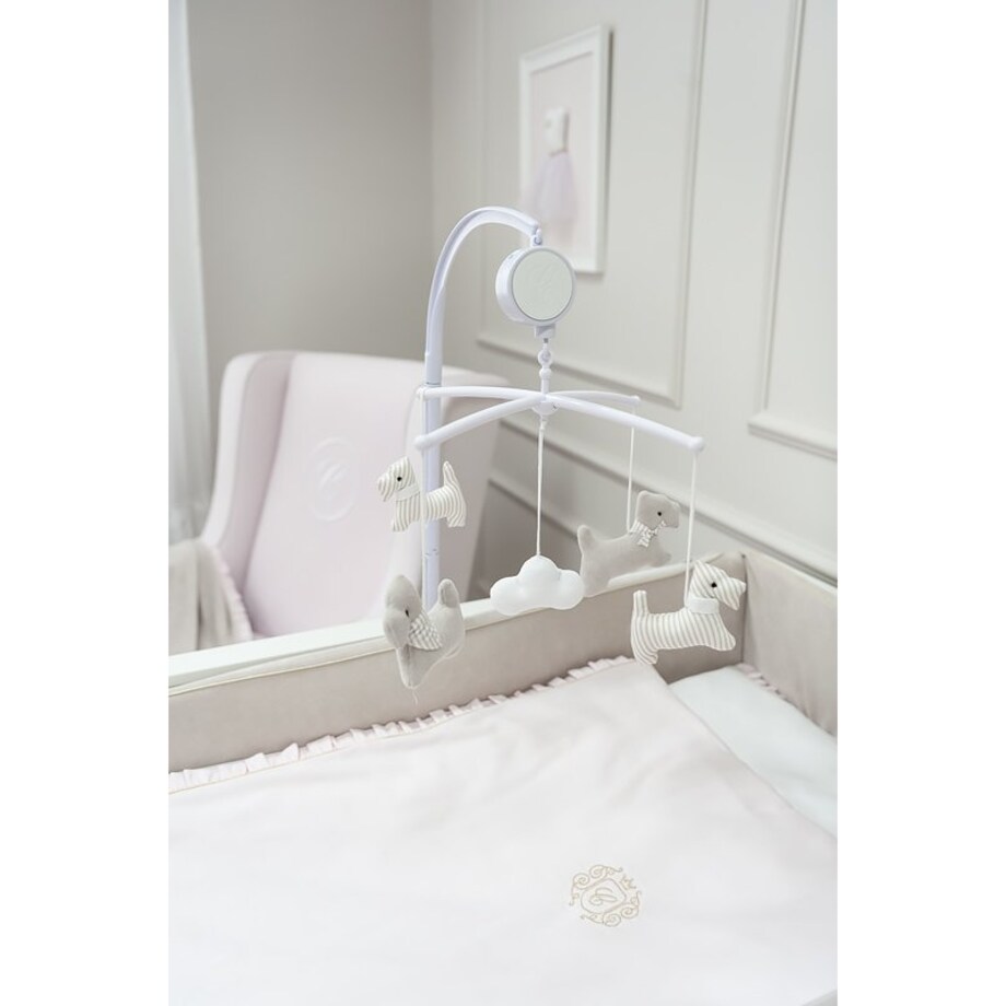 Karuzelka z beżowymi pieskami