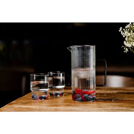 Dzbanek ryflowany z szarym uchem 1500ml Livio 1876