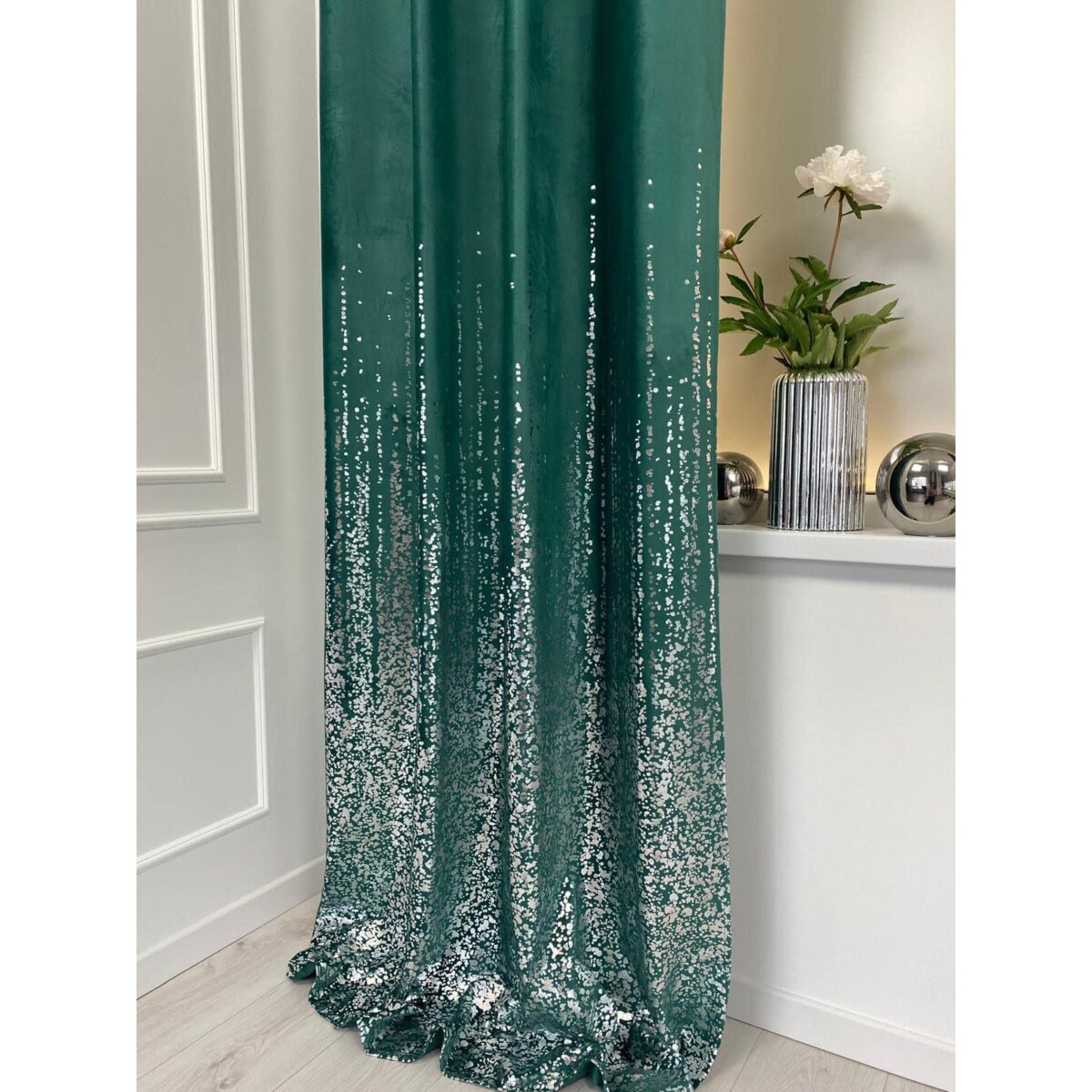 zasłona welurowa srebrna mgła 140x250 cm