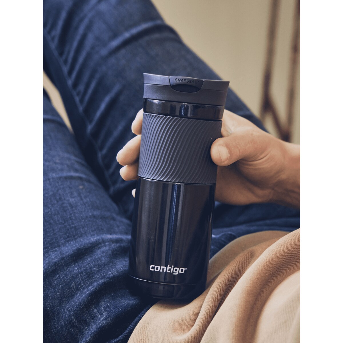 Kubek termiczny Contigo Byron 590ml - czarny