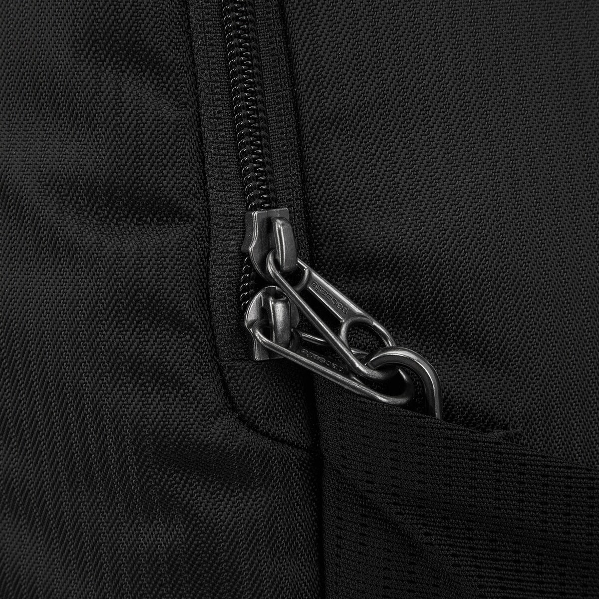 Plecak na laptopa antykradzieżowy Pacsafe Metrosafe LS450 - czarny, z econylu