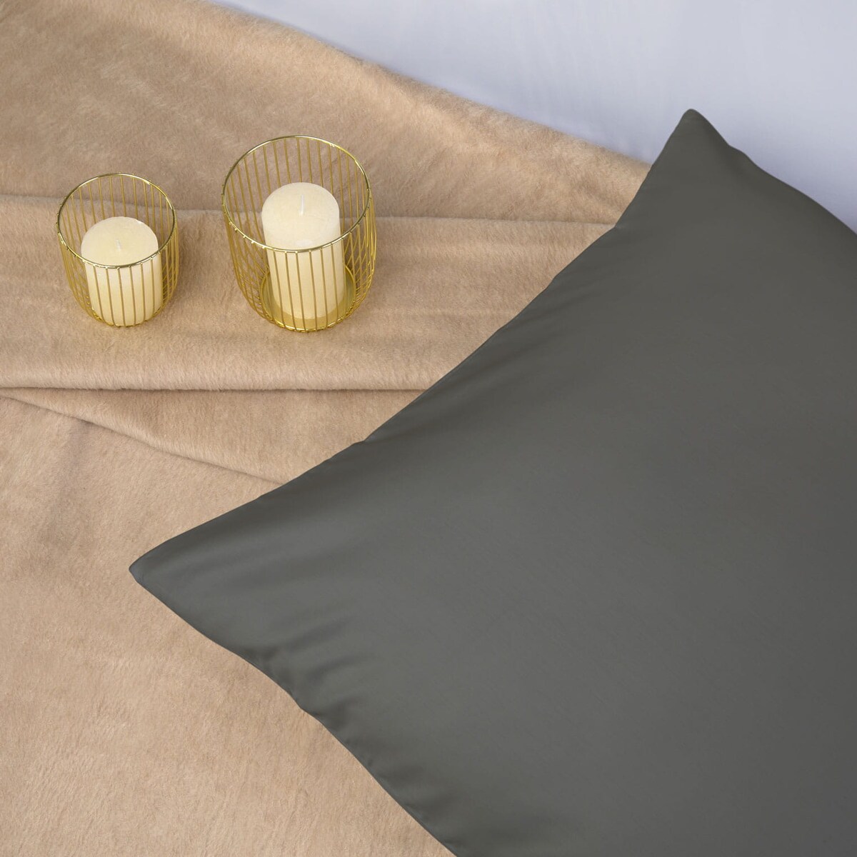 Poszewka satynowa 50x70 kolor Szary