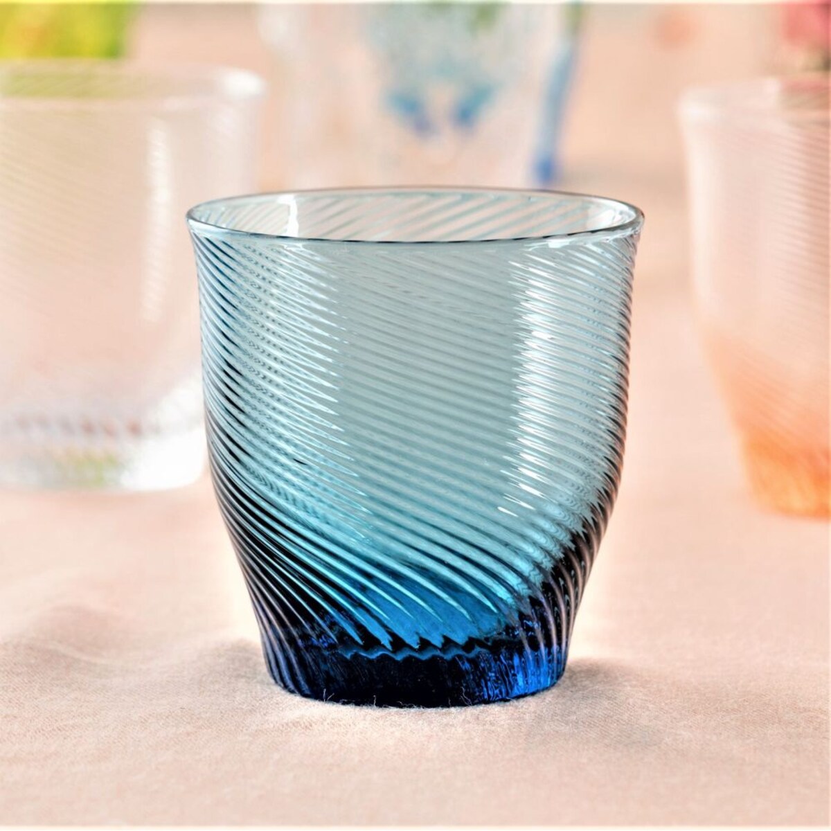 VILLA ITALIA Szklanka granatowa 250 ml TWIST