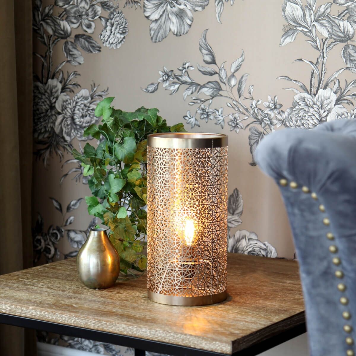 Biurkowa lampka mosiężna Hermine orientalna lampa tuba