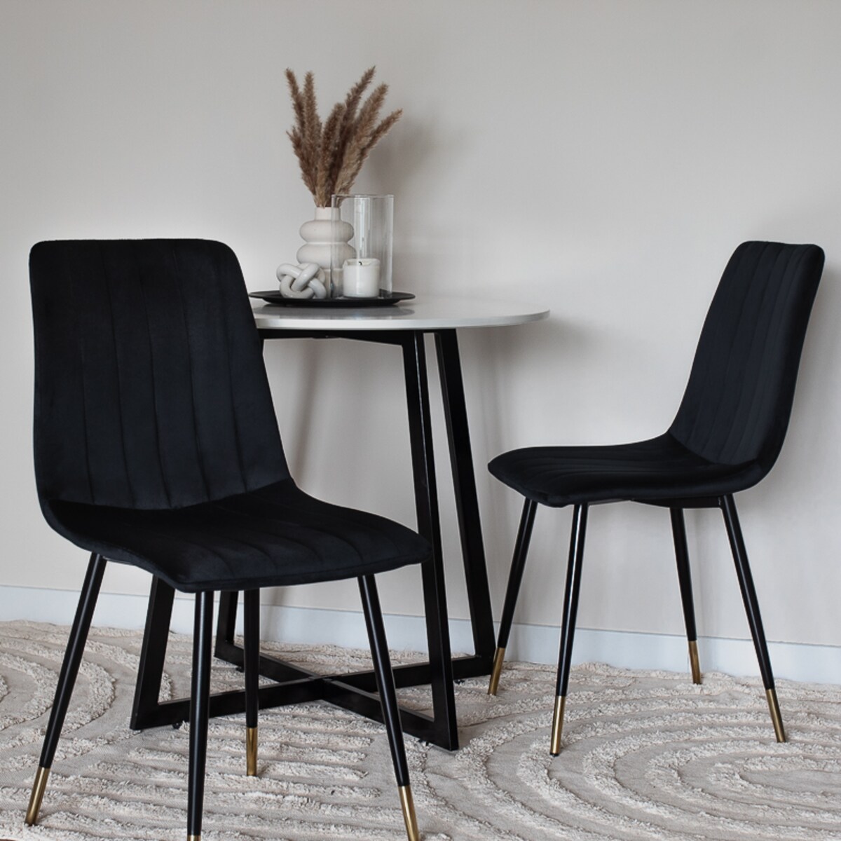 Krzesło tapicerowane czarne do salonu jadalni pikowane welurowe
