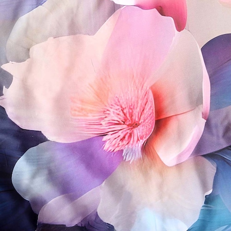 Pościel satyna bawełniana 140x200 Aurora biała i niebieska w pastelowe różowe kwiaty, Satynlove Premium