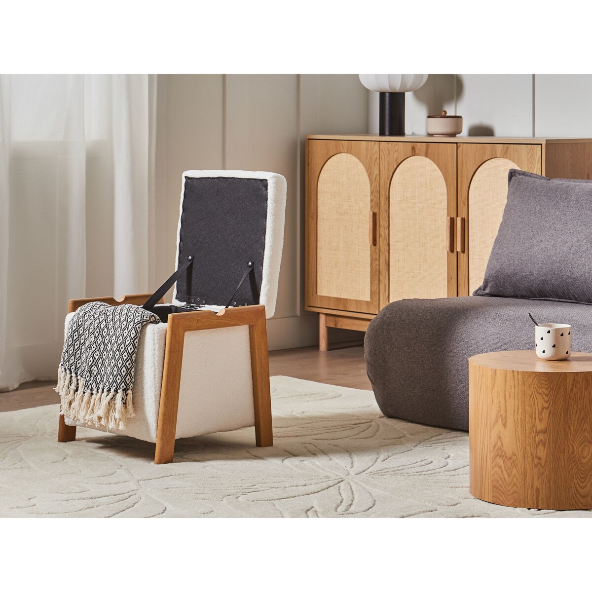 Puf ze schowkiem EDLAND Boucle Biały