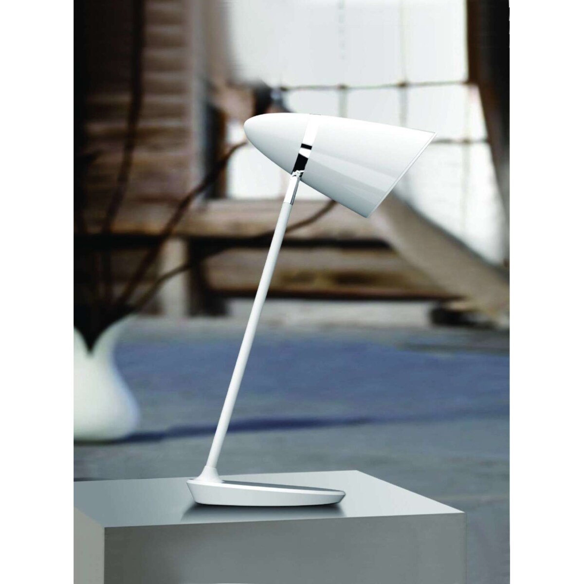 Stojąca LAMPKA biurkowa Elmo Tavolo Bianco Orlicki Design stołowa LAMPA nocna do sypialni biała