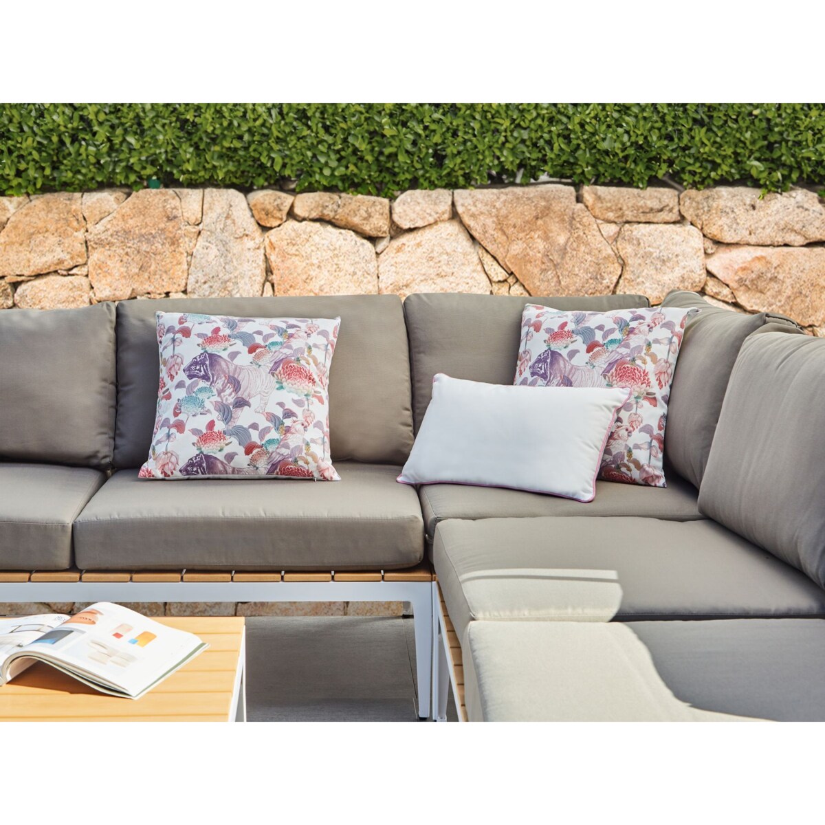 Zestaw 3 poduszek ogrodowych VIVID Wzór kwiatowy Kolorowy