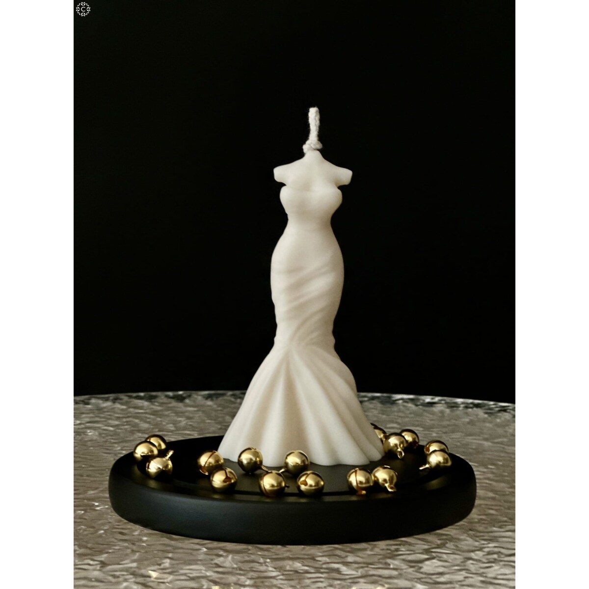 Świeca sojowa ozdobna Valery - suknia ślubna